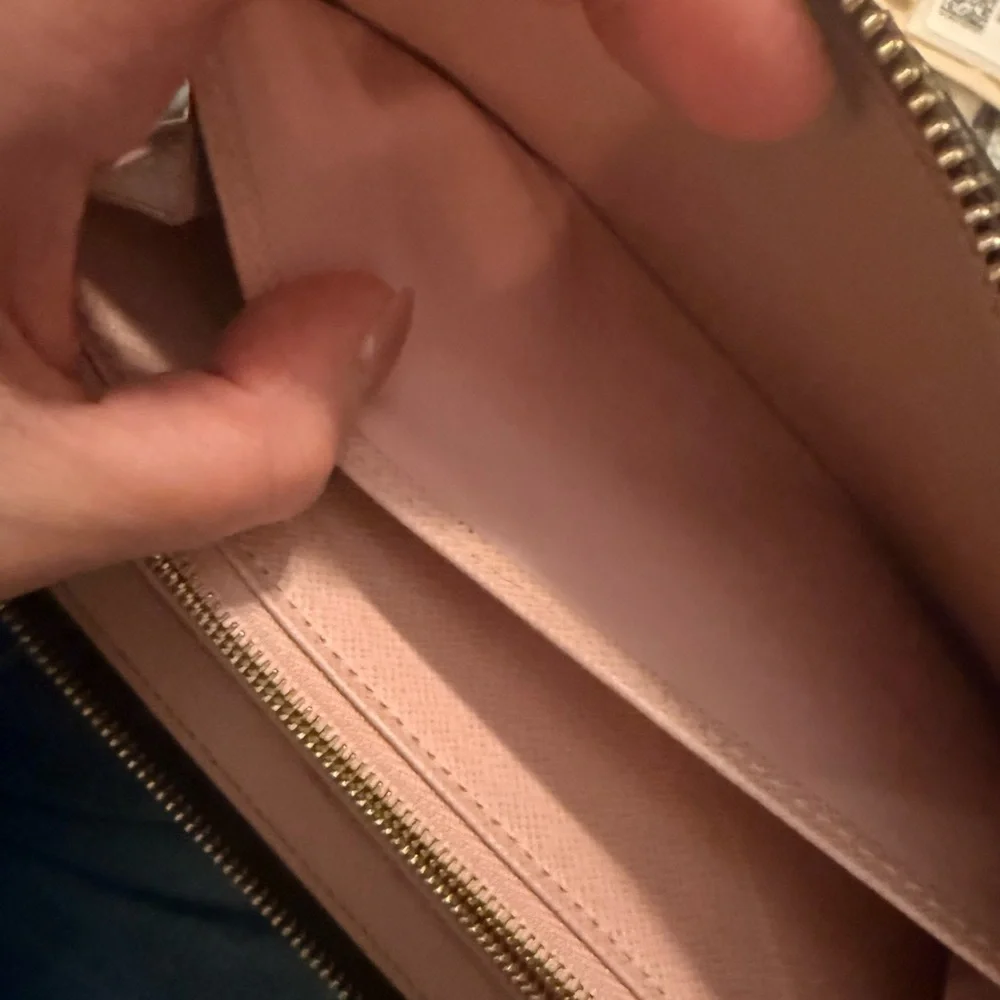 Louis Vuitton Zippy Wallet (Box, dust bag and original tags included) - Picture 15 of 16